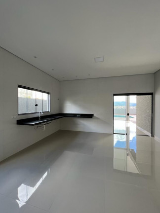 Imagem Imóvel com 3 Quartos à Venda, 360 m² em Bom Jesus Dos Perdões Imagem Imóvel com 3 Quartos à Venda, 360 m² em Bom Jesus Dos Perdões
