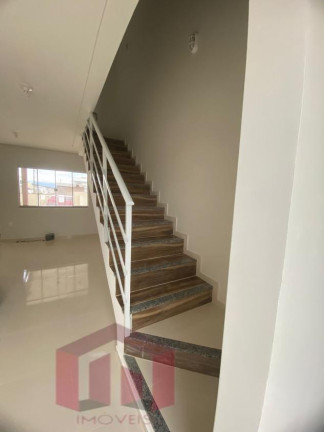 Imagem Imóvel com 3 Quartos à Venda, 156 m²