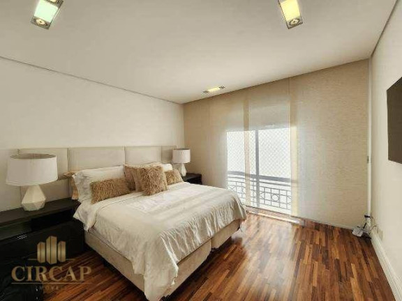 Imagem Cobertura com 4 Quartos à Venda, 700 m² em Vila Nova Conceição - São Paulo