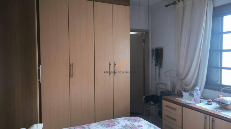 Imagem Casa com 4 Quartos à Venda, 180 m² em Campestre - Santo André