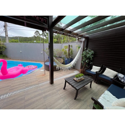 Imagem Casa com 3 Quartos à Venda, 380 m² em Ariribá - Balneário Camboriú