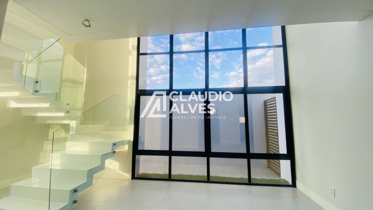 Imagem Casa de Condomínio com 3 Quartos à Venda, 242 m² em Papagaio - Feira De Santana Imagem Casa de Condomínio com 3 Quartos à Venda, 242 m² em Papagaio - Feira De Santana