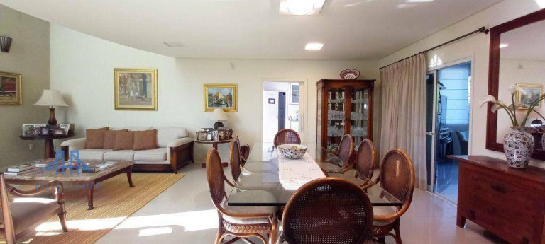 Imagem Casa com 4 Quartos à Venda, 340 m² em Córrego Grande - Florianópolis