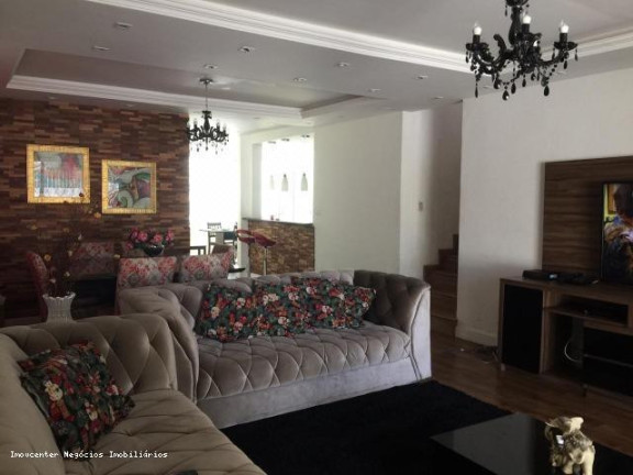Imagem Casa com 4 Quartos à Venda, 255 m² em Cocotá - Rio De Janeiro Imagem Casa com 4 Quartos à Venda, 255 m² em Cocotá - Rio De Janeiro
