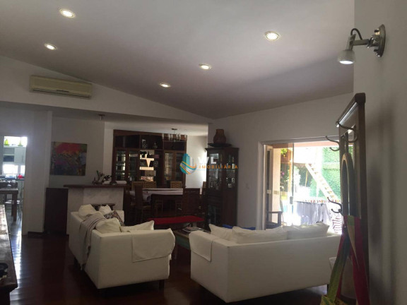 Imagem Casa com 6 Quartos à Venda, 450 m² em Alphaville - Santana De Parnaíba Imagem Casa com 6 Quartos à Venda, 450 m² em Alphaville - Santana De Parnaíba