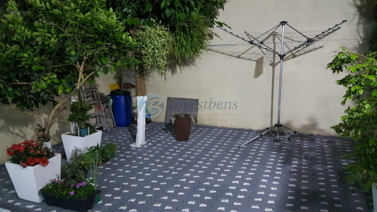 Imagem Sobrado com 3 Quartos à Venda, 137 m² em Capão Da Imbuia - Curitiba
