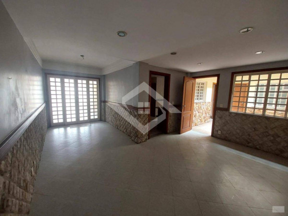 Casa com 5 Quartos à Venda, 200 m² em Campo Grande - Rio De Janeiro