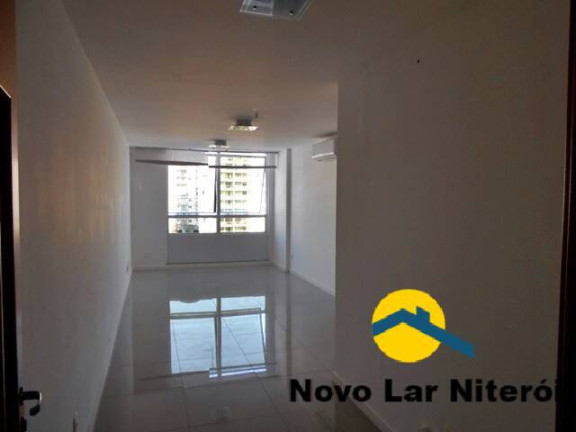 Sala Comercial à Venda, 28 m² em Santa Rosa - Niterói