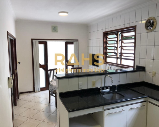 Imagem Casa com 3 Quartos à Venda, 208 m² em Anita Garibaldi - Joinville