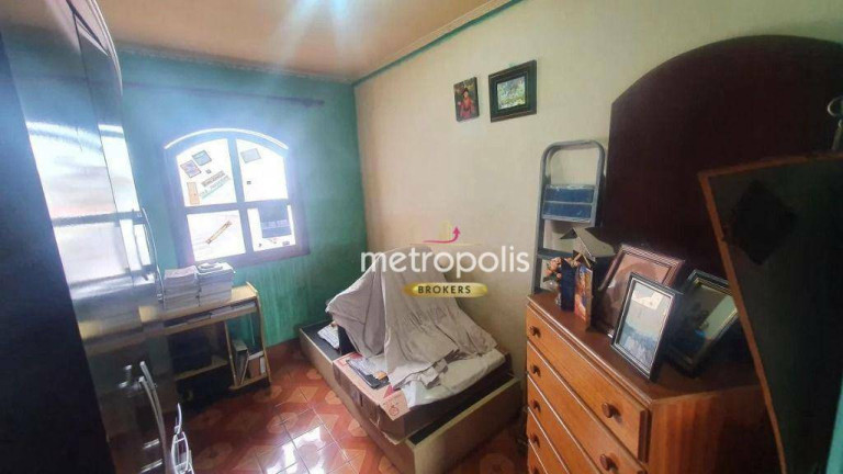 Imagem Sobrado com 4 Quartos à Venda, 204 m² em Vila Pires - Santo André Imagem Sobrado com 4 Quartos à Venda, 204 m² em Vila Pires - Santo André