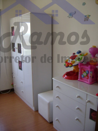 Imagem Imóvel com 2 Quartos à Venda, 52 m² em Cristal - Porto Alegre Imagem Imóvel com 2 Quartos à Venda, 52 m² em Cristal - Porto Alegre