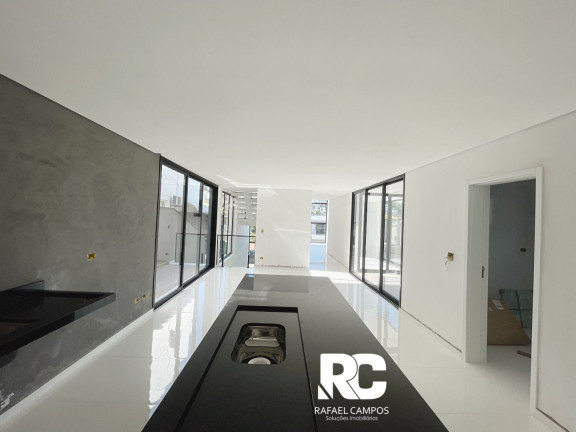 Imagem Casa com 3 Quartos à Venda, 273 m² em Aruã Brisas - Mogi Das Cruzes Imagem Casa com 3 Quartos à Venda, 273 m² em Aruã Brisas - Mogi Das Cruzes