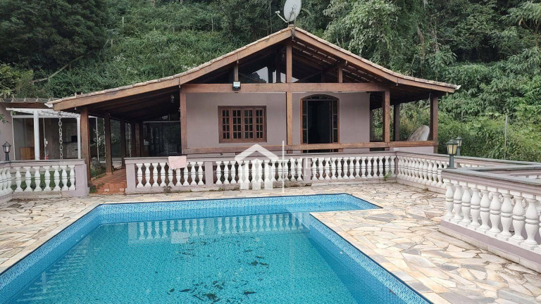 Imóvel com 3 Quartos à Venda, 226 m² em Condomínio Alpes Da Cantareira - Mairiporã