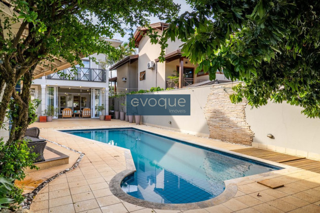 Imagem Casa com 4 Quartos à Venda, 550 m² em Estância Recreativa San Fernando - Valinhos Imagem Casa com 4 Quartos à Venda, 550 m² em Estância Recreativa San Fernando - Valinhos