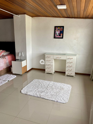 Imagem Casa com 2 Quartos à Venda, 150 m² Imagem Casa com 2 Quartos à Venda, 150 m²