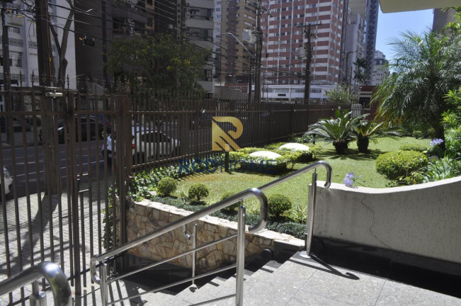 Imagem Apartamento com 4 Quartos à Venda, 300 m² em Batel - Curitiba
