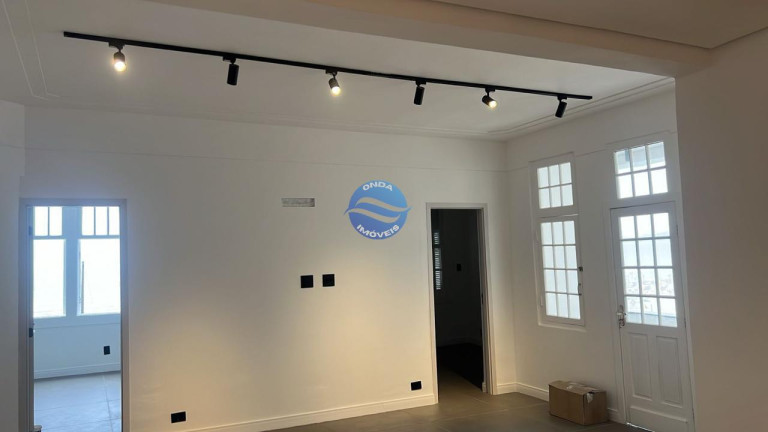 Imagem Apartamento com 2 Quartos à Venda, 80 m² em Gonzaga - Santos