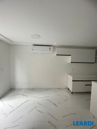 Imagem Casa de Condomínio com 3 Quartos à Venda, 140 m² em Campestre - Santo André Imagem Casa de Condomínio com 3 Quartos à Venda, 140 m² em Campestre - Santo André