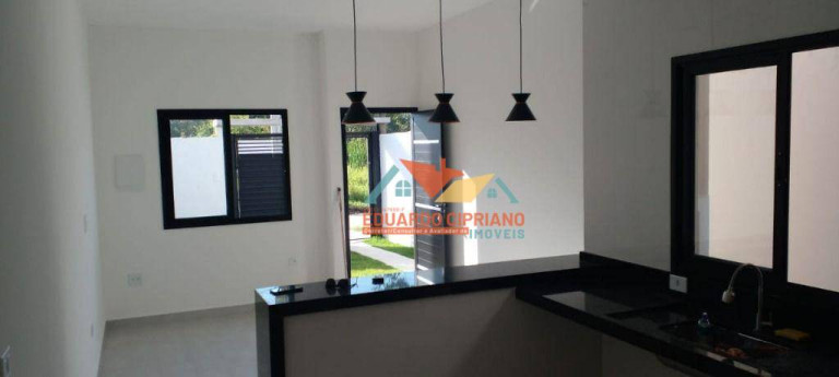 Casa com 2 Quartos à Venda, 69 m² em Balneário Dos Golfinhos - Caraguatatuba