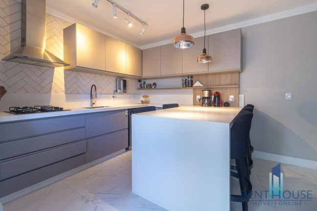 Imagem Apartamento com 3 Quartos à Venda, 131 m² em Centro - Balneário Camboriú