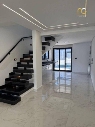 Imagem Sobrado com 4 Quartos à Venda, 204 m² em Boqueirão - Praia Grande Imagem Sobrado com 4 Quartos à Venda, 204 m² em Boqueirão - Praia Grande