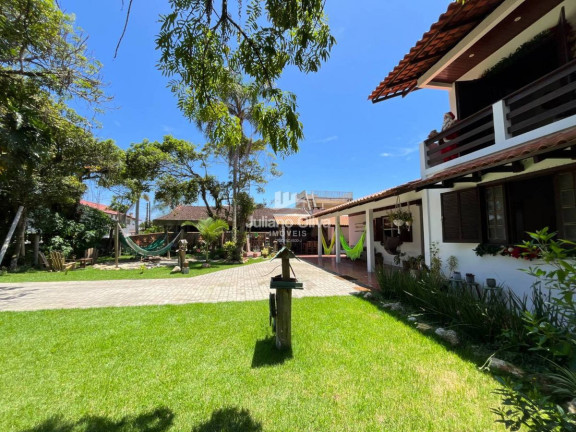 Imagem Sobrado com 5 Quartos à Venda, 260 m² em Cambiju - Itapoá