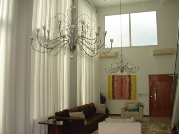 Imagem Casa com 4 Quartos à Venda, 200 m² em Perequê - Ilhabela