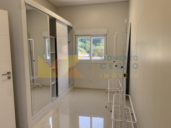 Imagem Casa com 3 Quartos à Venda, 240 m² em Progresso - Blumenau Imagem Casa com 3 Quartos à Venda, 240 m² em Progresso - Blumenau