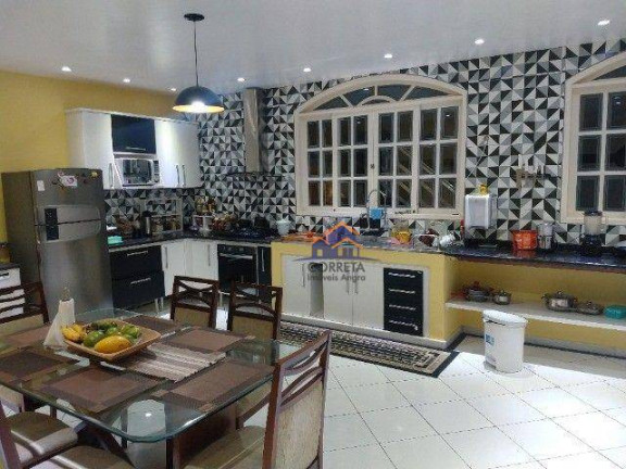 Imagem Casa com 4 Quartos à Venda, 300 m² em Vila Da Petrobrás - Angra Dos Reis Imagem Casa com 4 Quartos à Venda, 300 m² em Vila Da Petrobrás - Angra Dos Reis