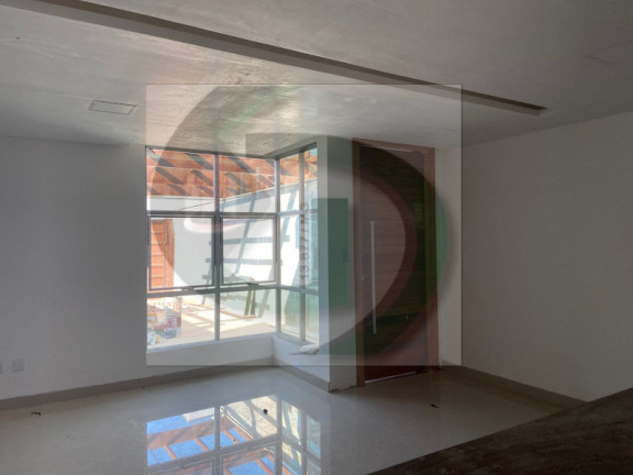 Imagem Imóvel com 3 Quartos à Venda, 204 m² Imagem Imóvel com 3 Quartos à Venda, 204 m²