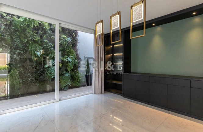 Imagem Casa com 3 Quartos à Venda, 600 m² em Granja Julieta - São Paulo Imagem Casa com 3 Quartos à Venda, 600 m² em Granja Julieta - São Paulo