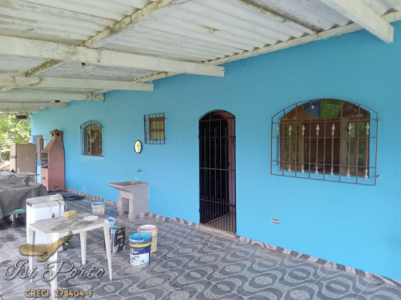 Casa com 2 Quartos para Alugar,  em 44 - Peruíbe 