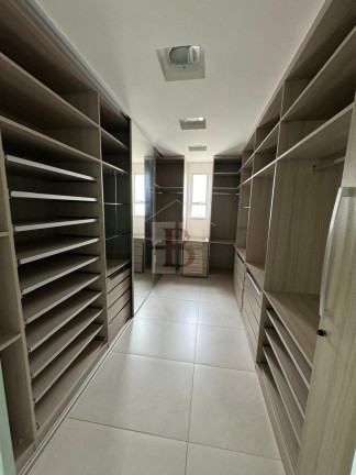 Imagem Casa com 5 Quartos à Venda, 600 m² em Camboinhas - Niterói Imagem Casa com 5 Quartos à Venda, 600 m² em Camboinhas - Niterói