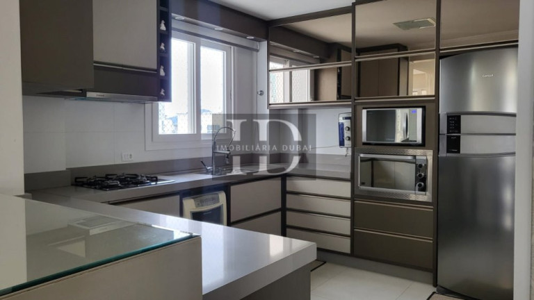 Imagem Apartamento com 3 Quartos à Venda, 139 m² em Centro - Balneário Camboriú Imagem Apartamento com 3 Quartos à Venda, 139 m² em Centro - Balneário Camboriú