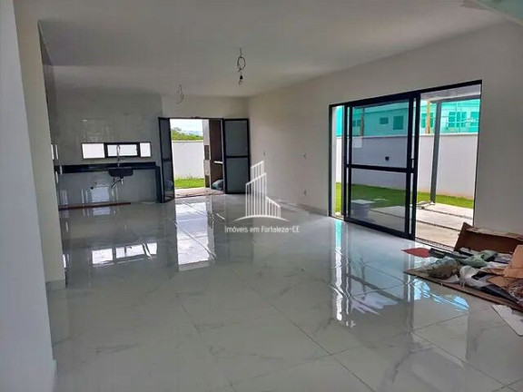 Casa com 4 Quartos à Venda, 300 m² em Cidade Alpha - Eusébio