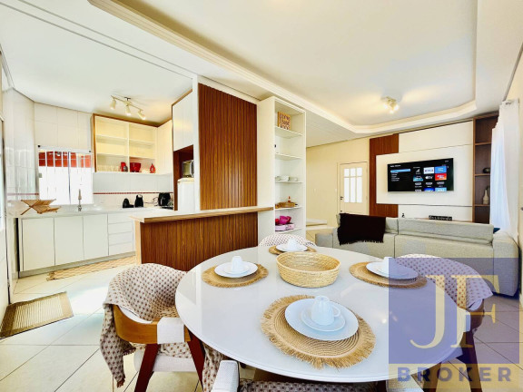 Casa com 3 Quartos para Temporada, 180 m² em Canasvieiras - Florianópolis