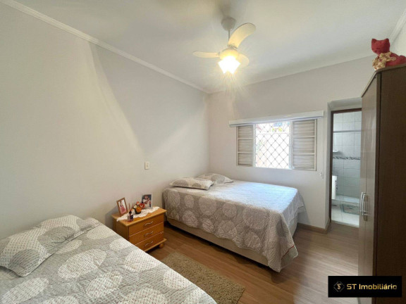 Imagem Chácara com 4 Quartos à Venda, 2.000 m² em Vila Dom Pedro - Atibaia Imagem Chácara com 4 Quartos à Venda, 2.000 m² em Vila Dom Pedro - Atibaia