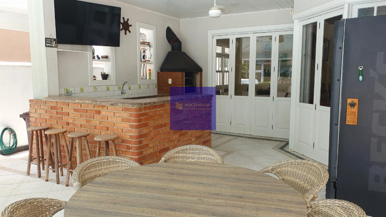 Imagem Casa com 4 Quartos à Venda, 200 m² em Enseada - Guarujá Imagem Casa com 4 Quartos à Venda, 200 m² em Enseada - Guarujá