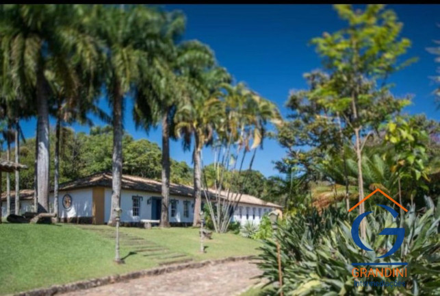 Imagem Imóvel com 14 Quartos à Venda, em Centro - Serra Negra Imagem Imóvel com 14 Quartos à Venda, em Centro - Serra Negra