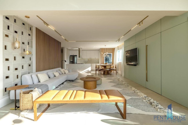 Imagem Cobertura com 4 Quartos à Venda, 241 m² em Centro - Balneário Camboriú Imagem Cobertura com 4 Quartos à Venda, 241 m² em Centro - Balneário Camboriú