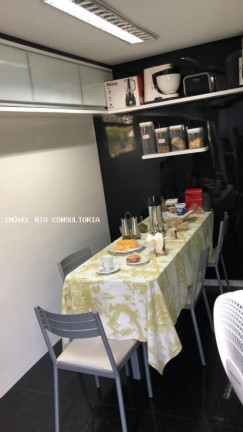 Imagem Casa com 5 Quartos à Venda, 700 m² em Rio De Janeiro Imagem Casa com 5 Quartos à Venda, 700 m² em Rio De Janeiro