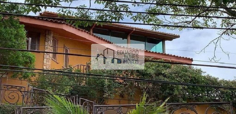 Imagem Casa com 5 Quartos à Venda, 600 m² em Santa Lúcia - Belo Horizonte Imagem Casa com 5 Quartos à Venda, 600 m² em Santa Lúcia - Belo Horizonte
