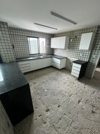 Imagem Apartamento com 4 Quartos à Venda, 307 m² em Casa Forte - Recife Imagem Apartamento com 4 Quartos à Venda, 307 m² em Casa Forte - Recife