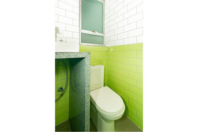 Imagem Imóvel com 1 Quarto à Venda, 30 m² em Centro Histórico - Porto Alegre Imagem Imóvel com 1 Quarto à Venda, 30 m² em Centro Histórico - Porto Alegre