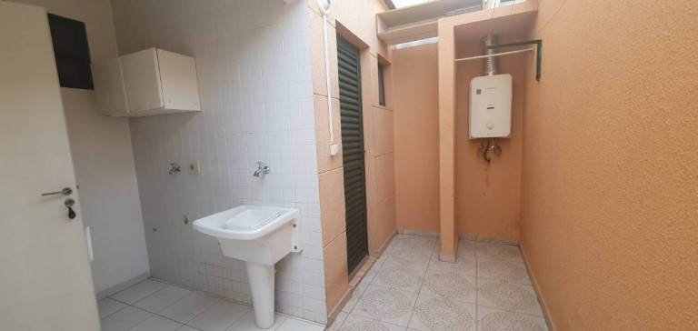 Imagem Casa de Condomínio com 3 Quartos à Venda, 160 m² em Tamboré - Santana De Parnaíba Imagem Casa de Condomínio com 3 Quartos à Venda, 160 m² em Tamboré - Santana De Parnaíba