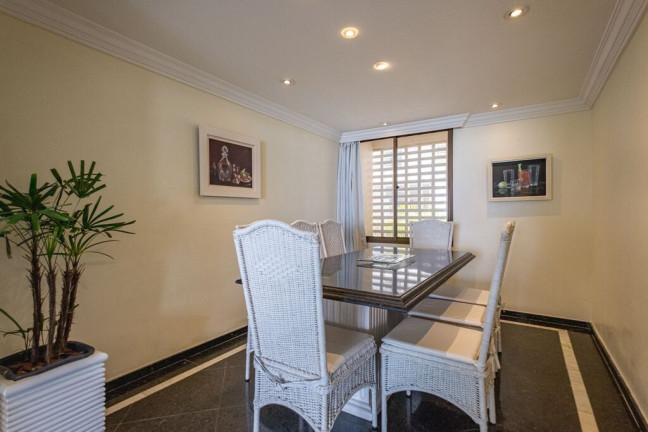 Imagem Apartamento com 3 Quartos à Venda, 210 m² em Praia Brava - Florianópolis Imagem Apartamento com 3 Quartos à Venda, 210 m² em Praia Brava - Florianópolis