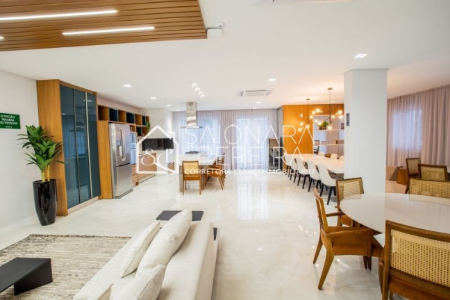 Imagem Apartamento com 2 Quartos à Venda, 85 m² em Centro - Florianópolis