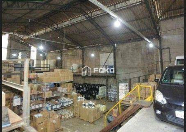 Galpão à Venda ou Locação, 700 m² em Vila São Rafael - Guarulhos