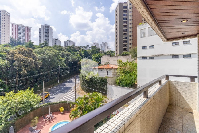 Imagem Imóvel com 3 Quartos à Venda, 245 m² em Vila Suzana - São Paulo Imagem Imóvel com 3 Quartos à Venda, 245 m² em Vila Suzana - São Paulo