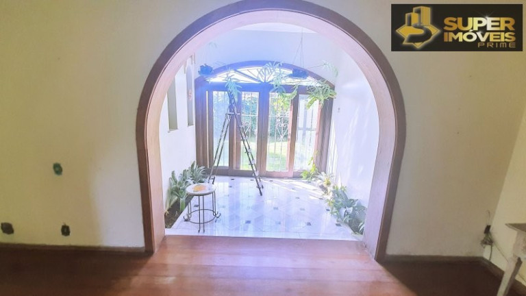 Imagem Casa com 5 Quartos à Venda, 2.200 m² em Centro - Pelotas